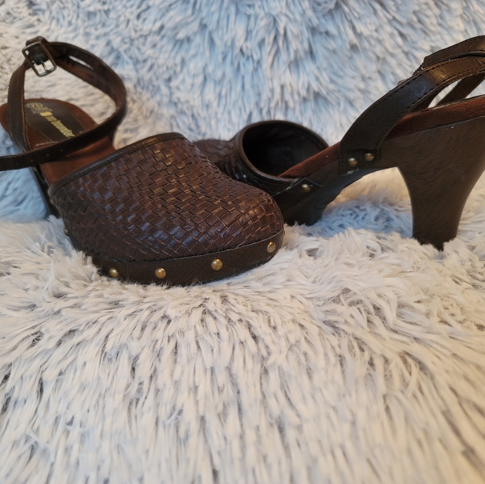 Brown clog style shoes 7.5